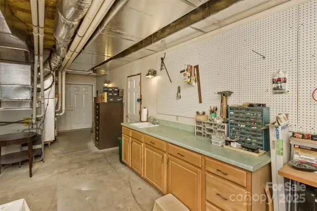 $1,040,000 | 25 Windsong Drive, Fairview, NC 28730