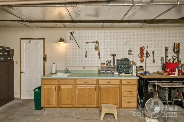 $1,040,000 | 25 Windsong Drive, Fairview, NC 28730