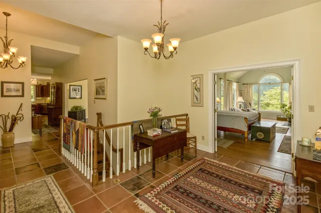 $1,040,000 | 25 Windsong Drive, Fairview, NC 28730