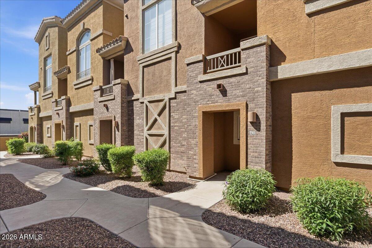 18250 North Cave Creek Road, Unit 190 Phoenix, AZ 85032 - Photo 9 of 40 02-18250 N Cave Creek Rd #190_RedHogMedi