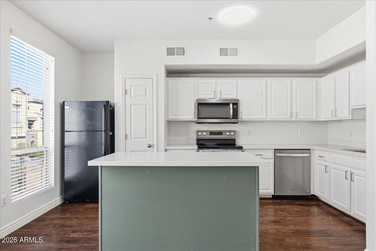 18250 North Cave Creek Road, Unit 190 Phoenix, AZ 85032 - Photo 17 of 40 13-18250 N Cave Creek Rd #190_RedHogMedi