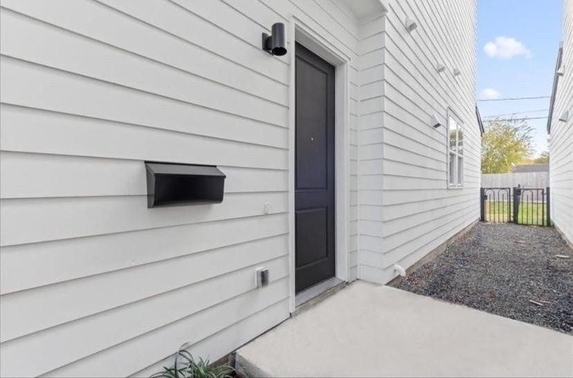 3249 Real Street, Unit A Houston, TX 77087 - Photo 2 of 20