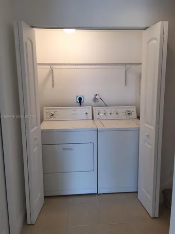 $2,850 | 10902 Northwest 83rd Street, Unit 201, Doral, FL 33178