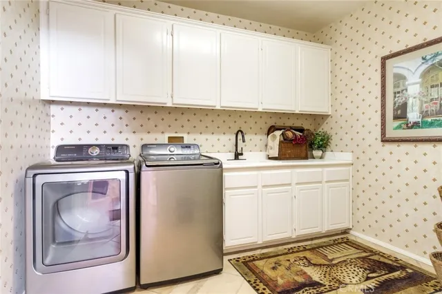 $1,150,000 | 2967 Mangular Avenue, Corona, CA 92882