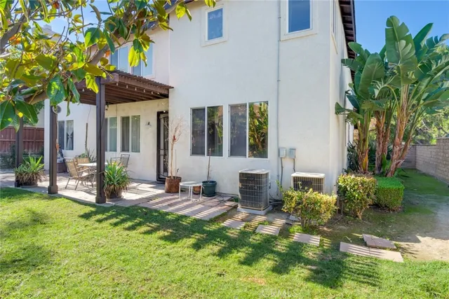 $1,150,000 | 2967 Mangular Avenue, Corona, CA 92882