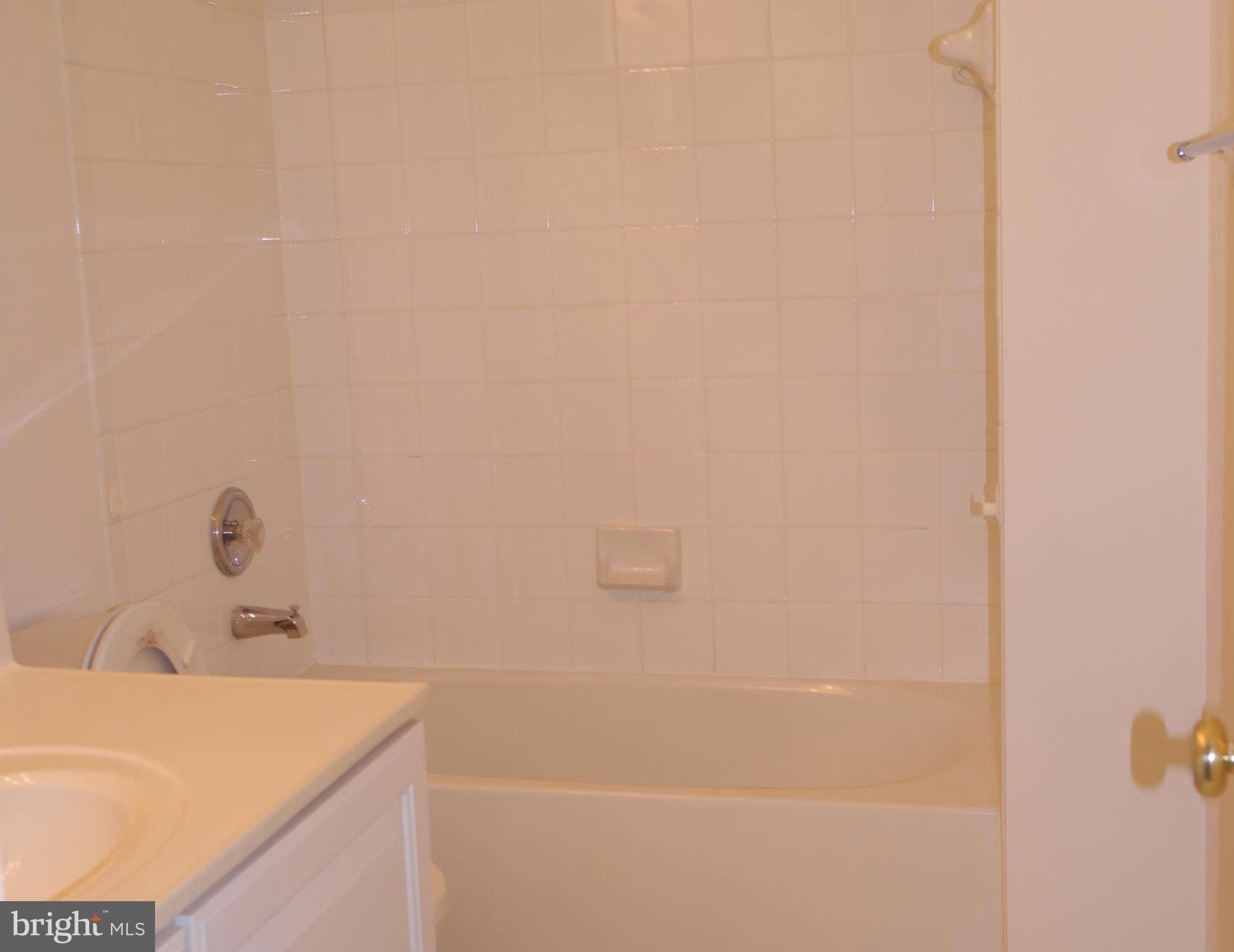 13013 Middlebrook Road Germantown, MD 20874 - Photo 23 of 28 Bath