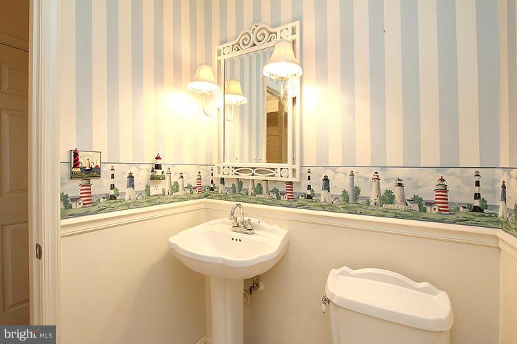 13013 Middlebrook Road Germantown, MD 20874 - Photo 26 of 28 Bath