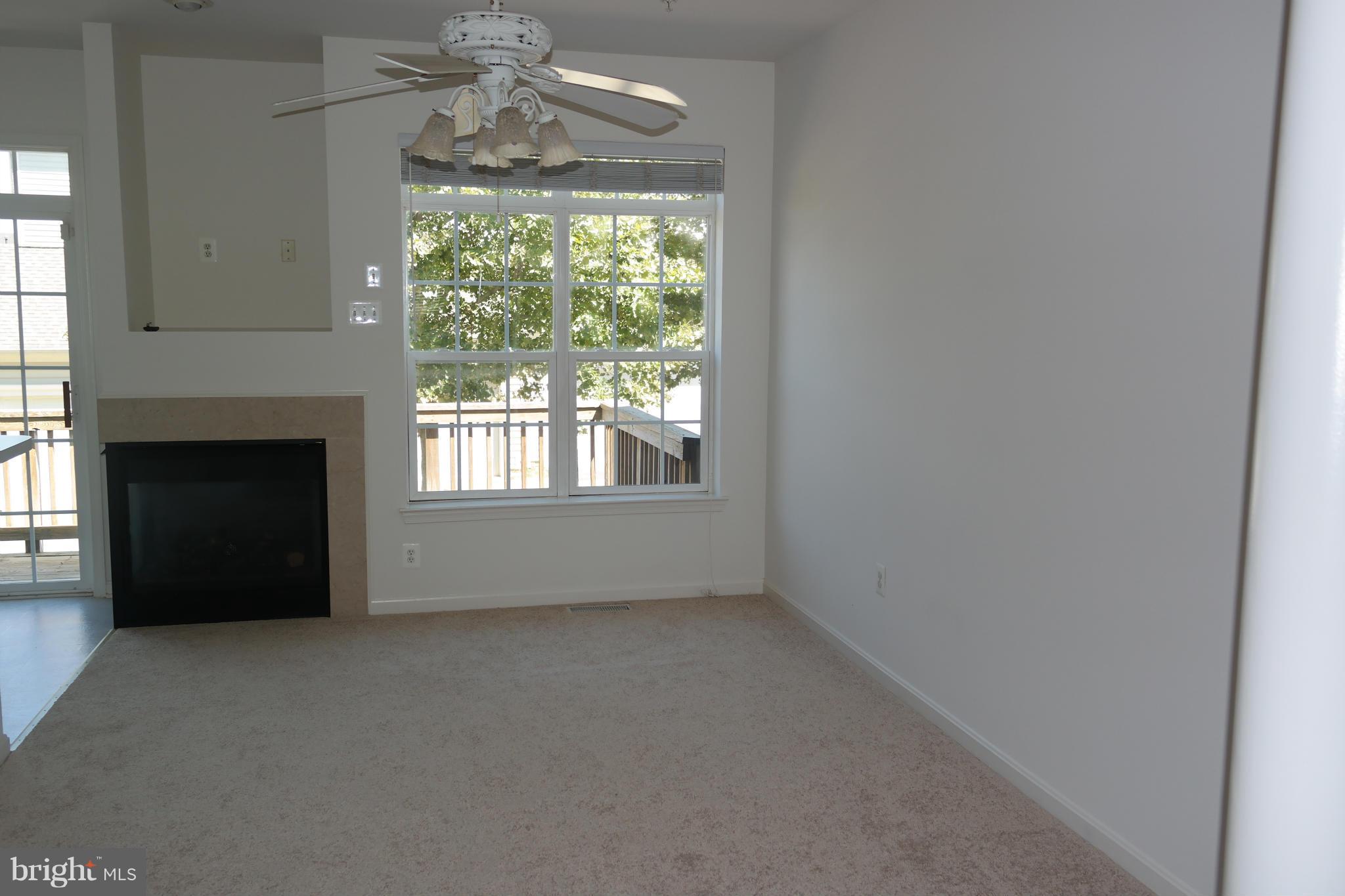 13013 Middlebrook Road Germantown, MD 20874 - Photo 8 of 28 Interior (General)