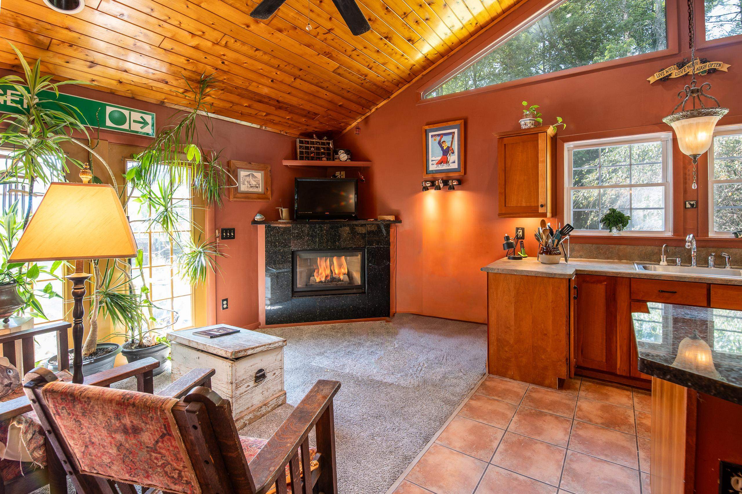 4297 Highway 4 Mendon, VT 05701 - Photo 13 of 37