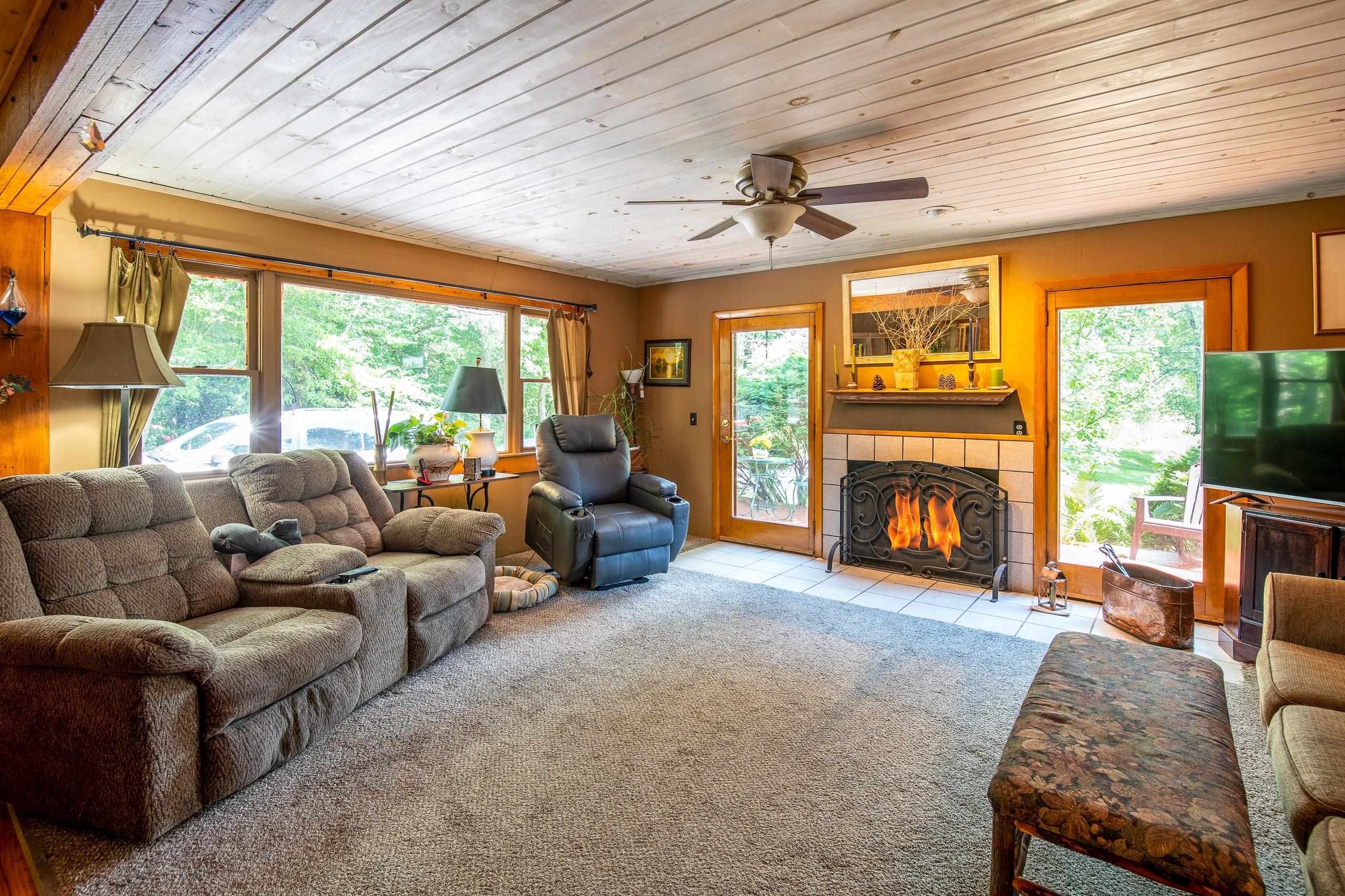 4297 Highway 4 Mendon, VT 05701 - Photo 22 of 37