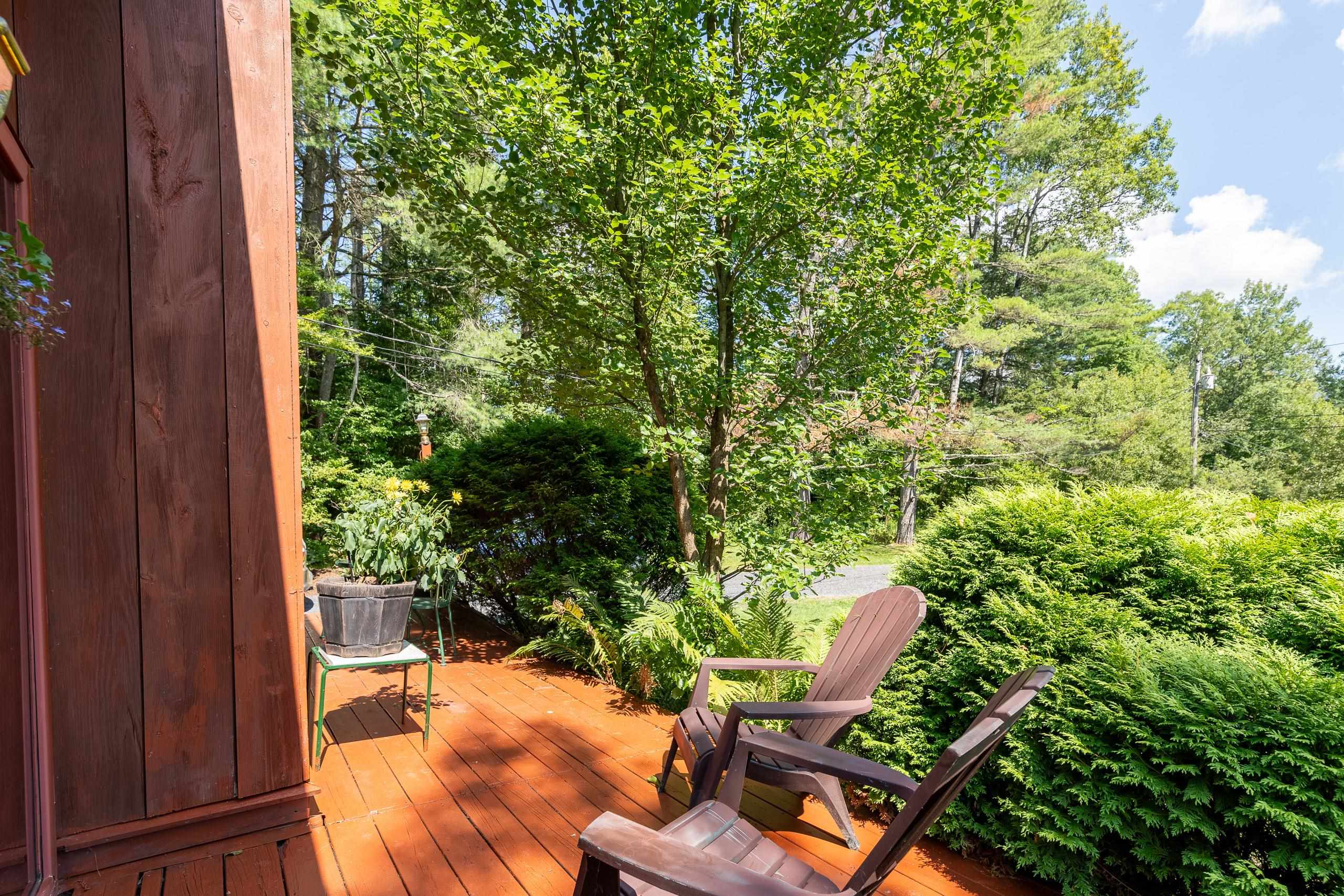 4297 Highway 4 Mendon, VT 05701 - Photo 4 of 37