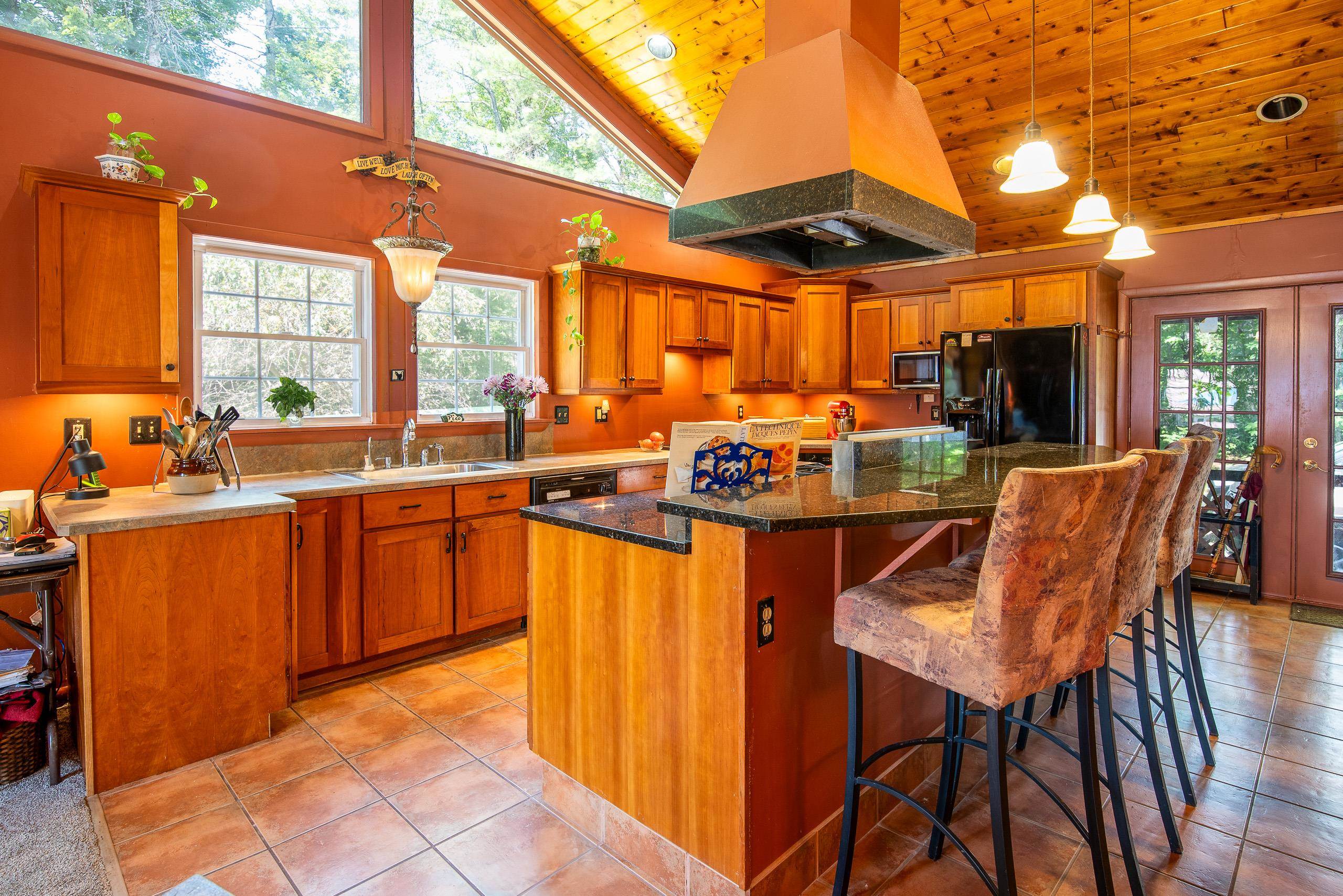 4297 Highway 4 Mendon, VT 05701 - Photo 7 of 37