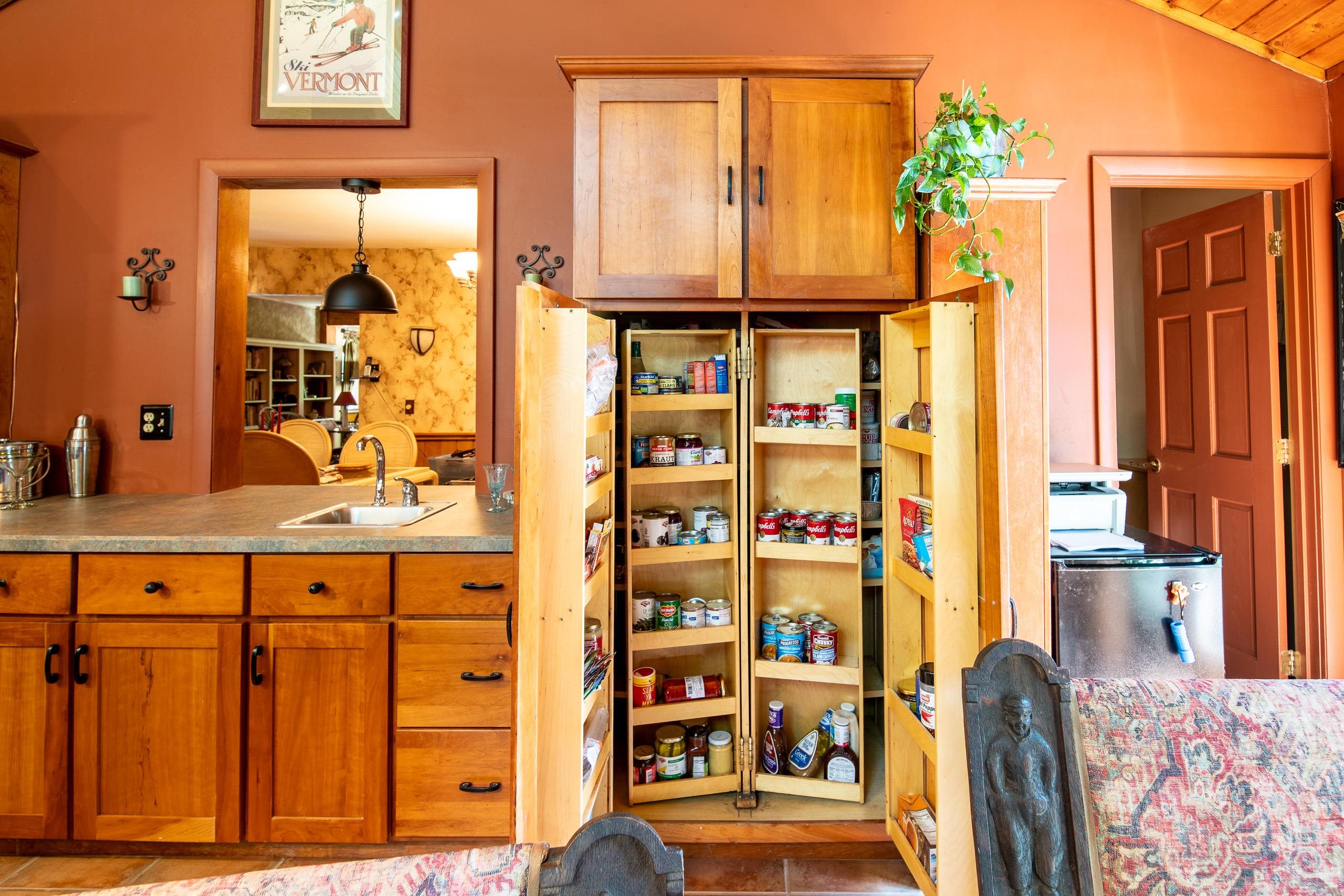 4297 Highway 4 Mendon, VT 05701 - Photo 10 of 37