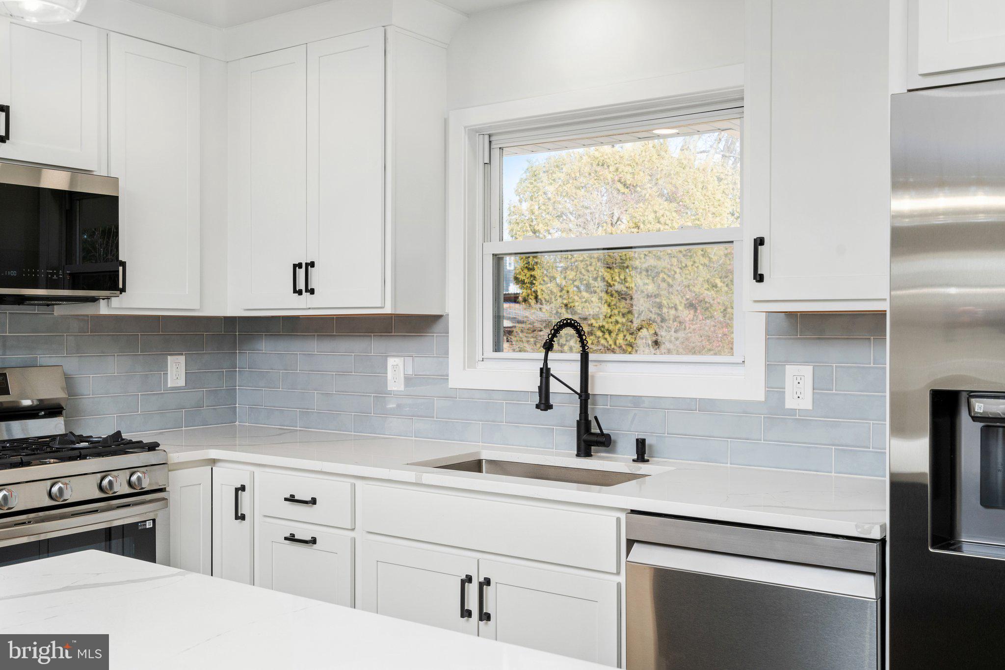 20 Roxboro Road Lawrence Township, NJ 08648 - Photo 12 of 31