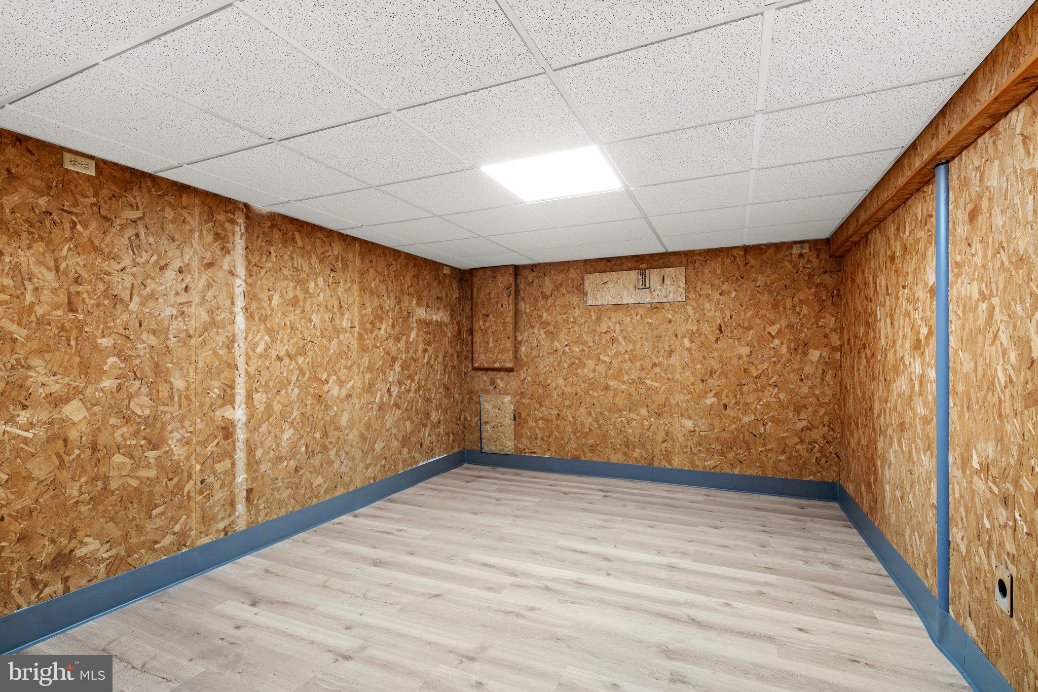 20 Roxboro Road Lawrence Township, NJ 08648 - Photo 24 of 31