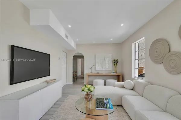 $2,600 | 1852 Southwest 22nd Terrace, Unit 2, Miami, FL 33145