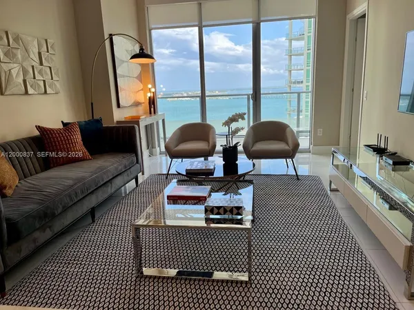 $4,800 | 1300 Brickell Bay Drive, Unit 2307, Miami, FL 33131