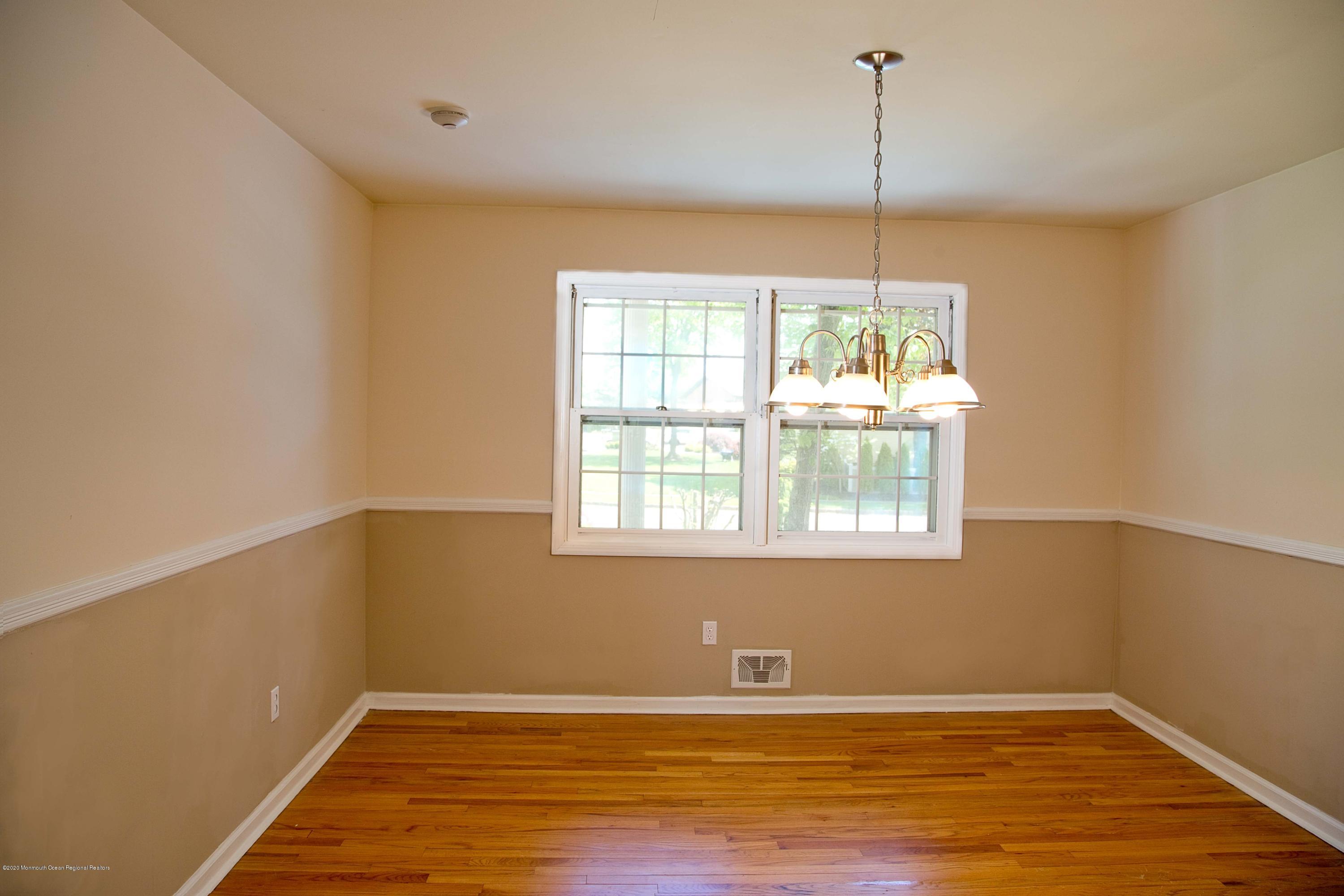 7 Boston Post Road East Brunswick, NJ 08816 - Photo 16 of 24 Formal Dining Room