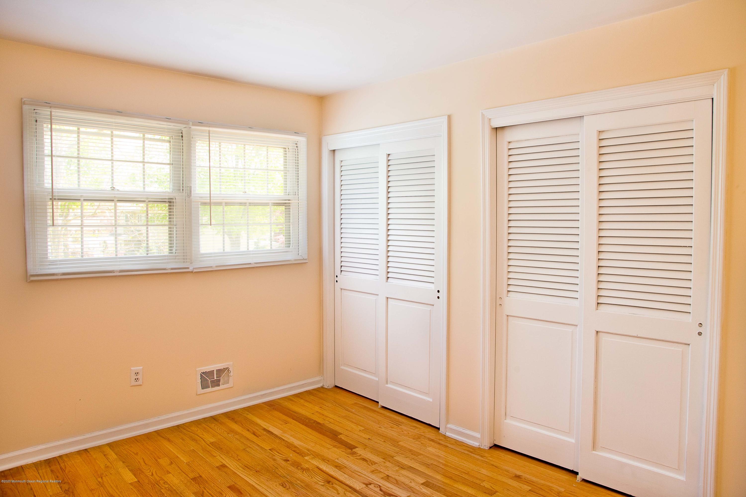 7 Boston Post Road East Brunswick, NJ 08816 - Photo 20 of 24 Bedroom 3