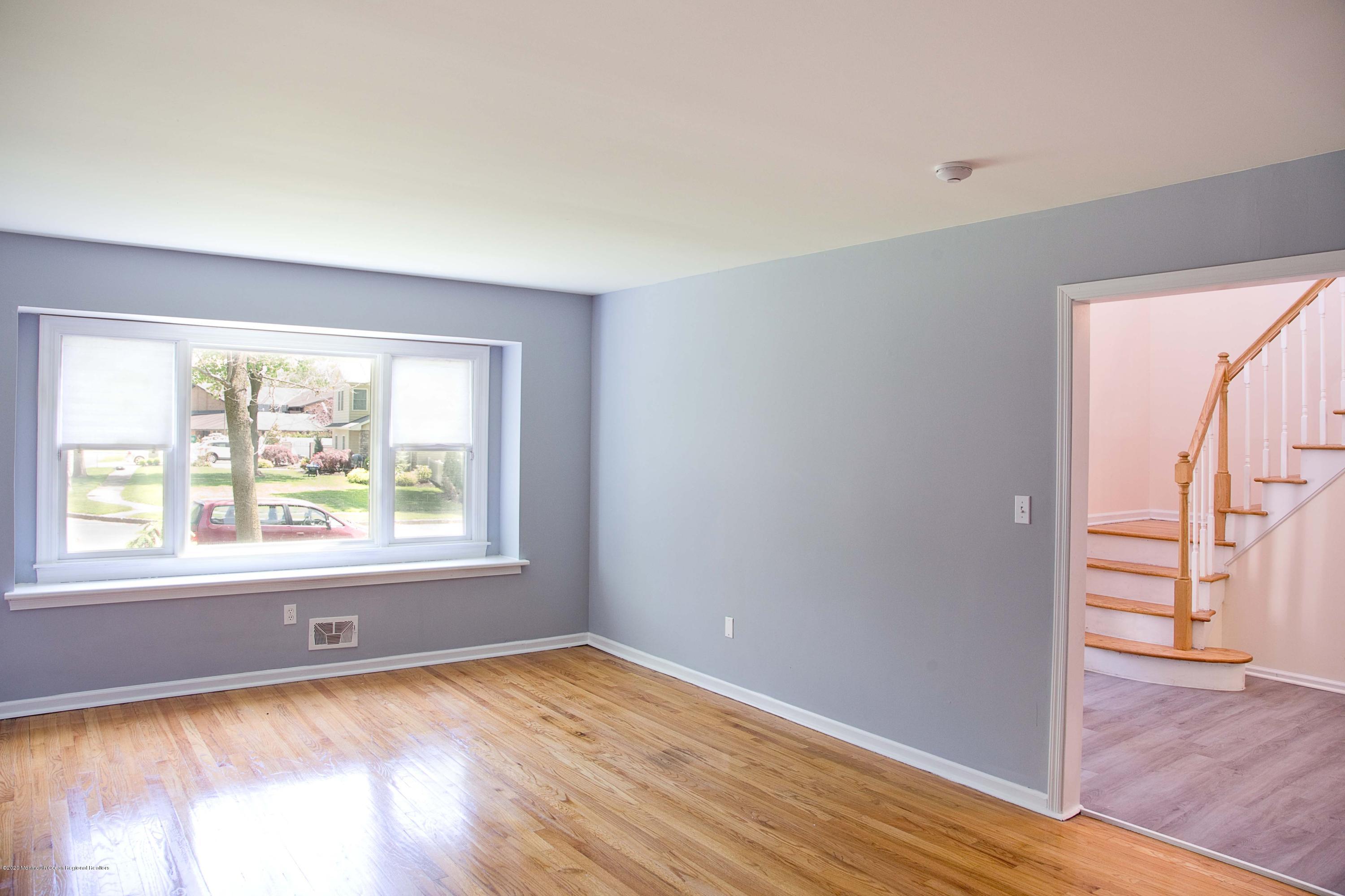 7 Boston Post Road East Brunswick, NJ 08816 - Photo 10 of 24 Formal Living Room