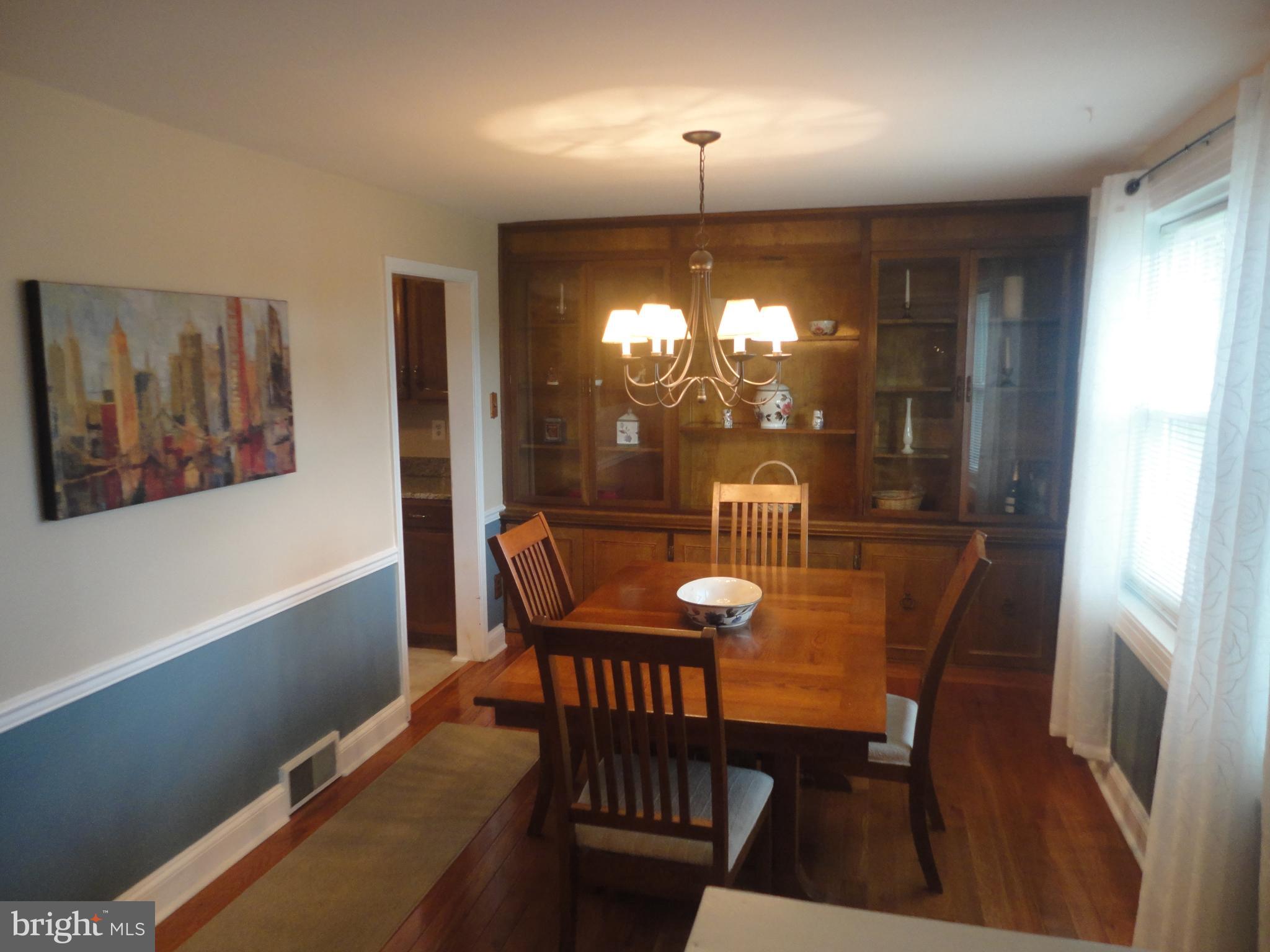 610 Hawarden Road Springfield, PA 19064 - Photo 6 of 38 Dining Room