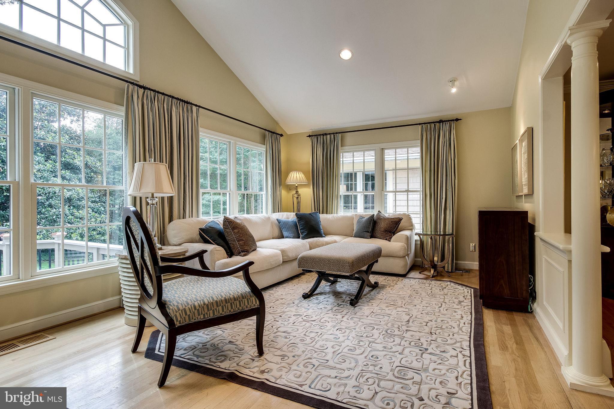 7323 Churchill Road McLean, VA 22101 - Photo 16 of 47 Living Room