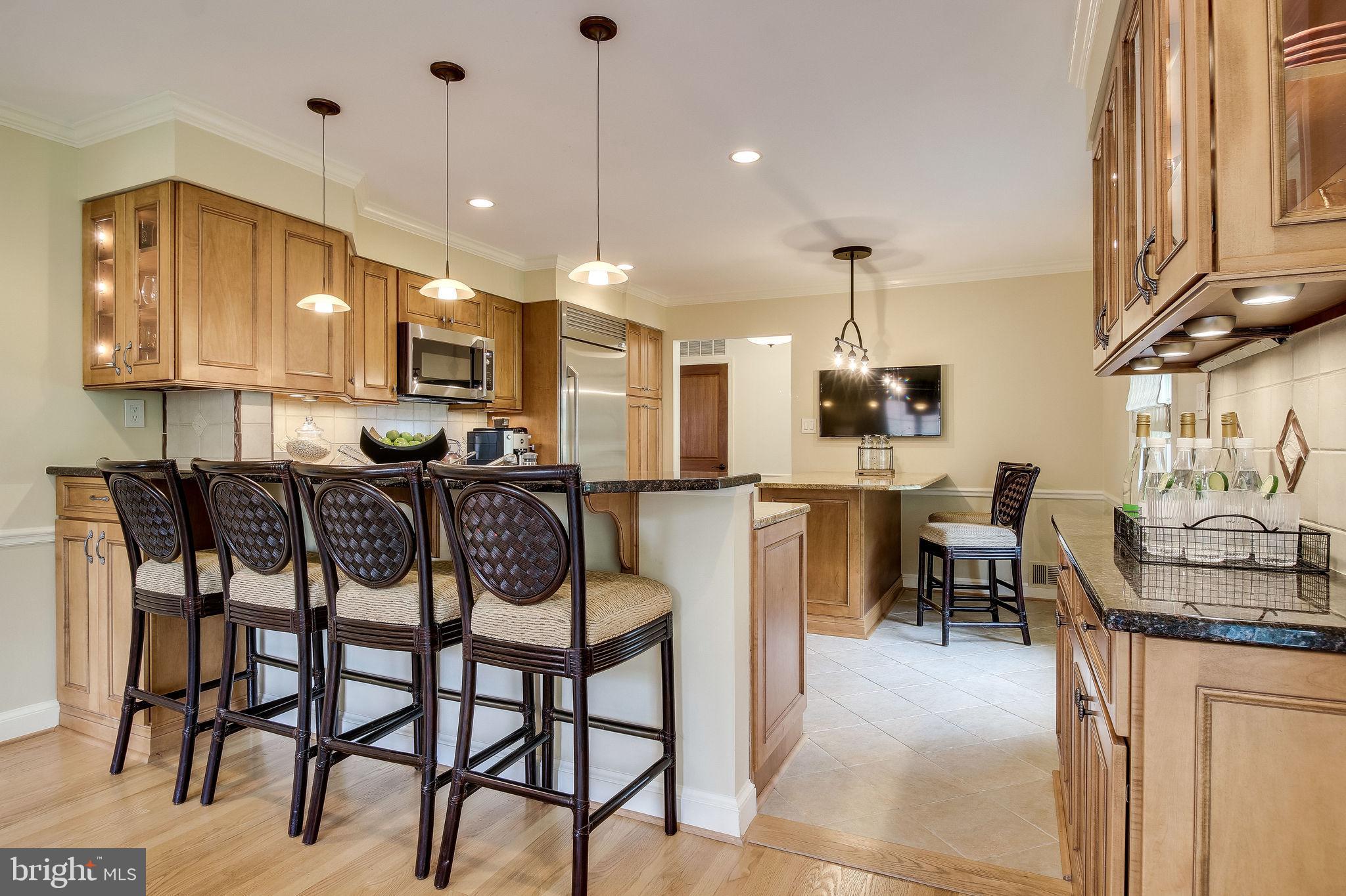 7323 Churchill Road McLean, VA 22101 - Photo 10 of 47 Island and separate eat-in bar