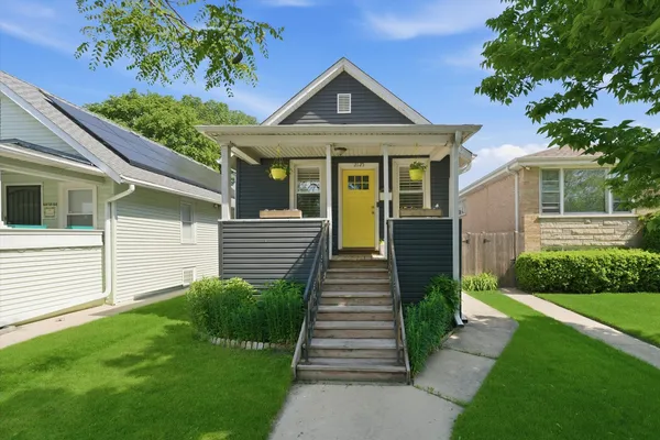 $499,000 | 2125 Emerson Street, Evanston, IL 60201