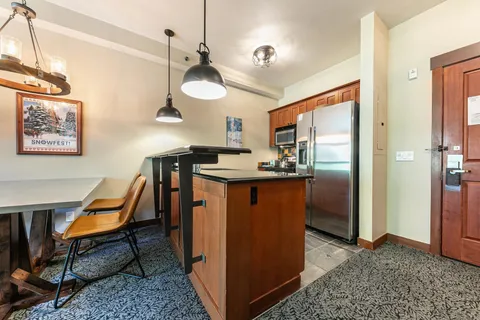 $685,000 | 1750 Village East Road, Unit 329 (5329), Olympic Valley, CA 96146