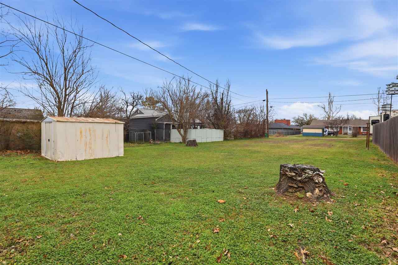 1106 Locust Street Perry, OK 73077 - Photo 31 of 33 Gallery Image 31