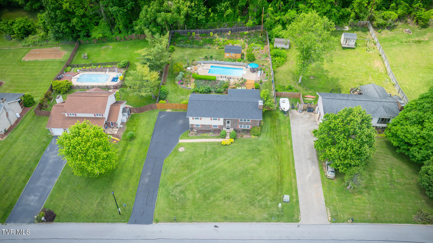 229 Hidden Acres Road Kingsport, TN 37664 - Photo 5 of 32 ariel