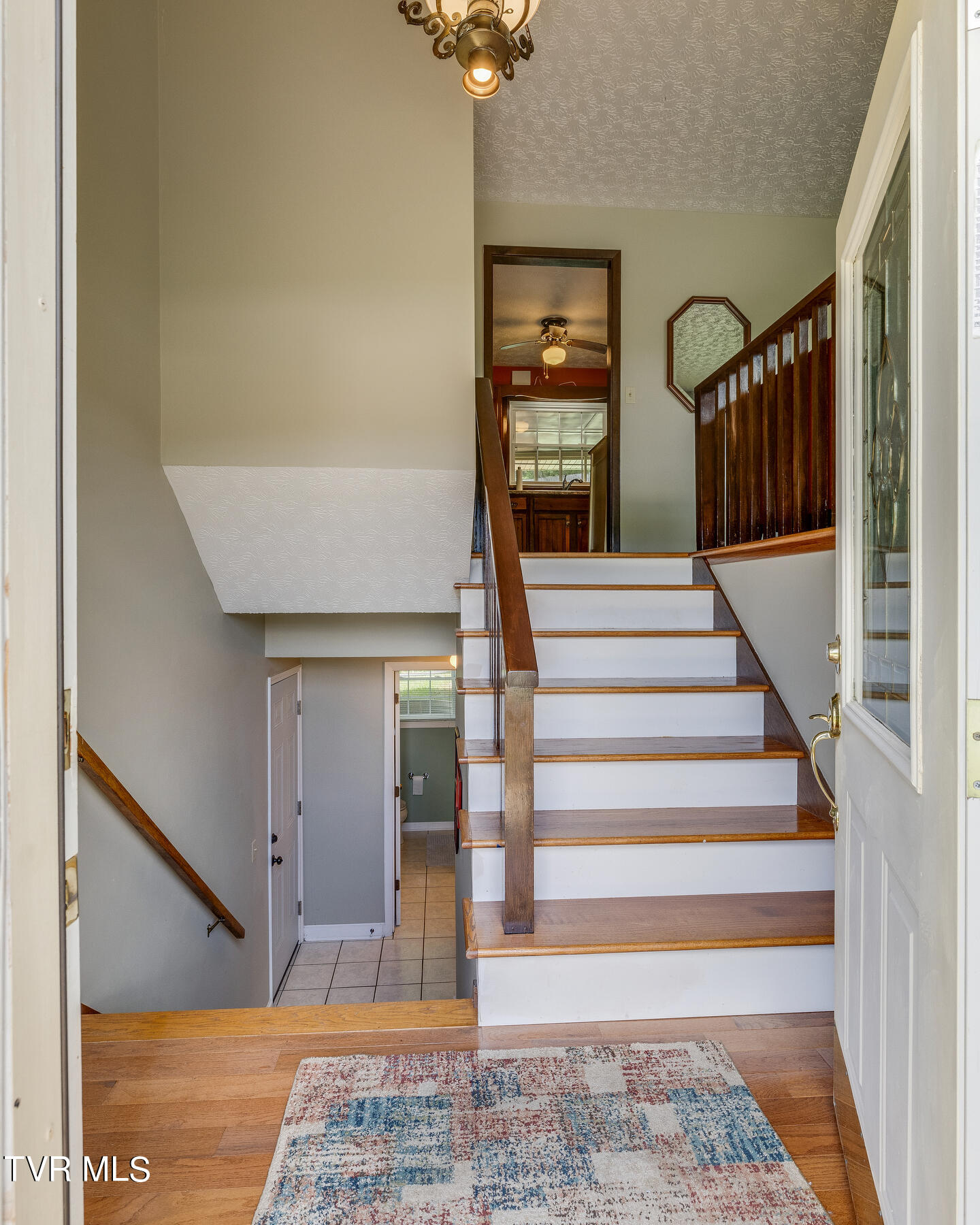 229 Hidden Acres Road Kingsport, TN 37664 - Photo 6 of 32 front entrance 1