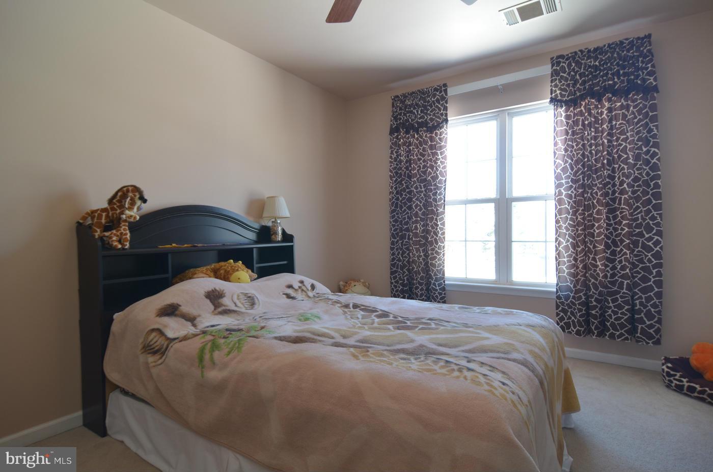 9600 Linden Wood Road Manassas, VA 20110 - Photo 19 of 30 Bedroom 3