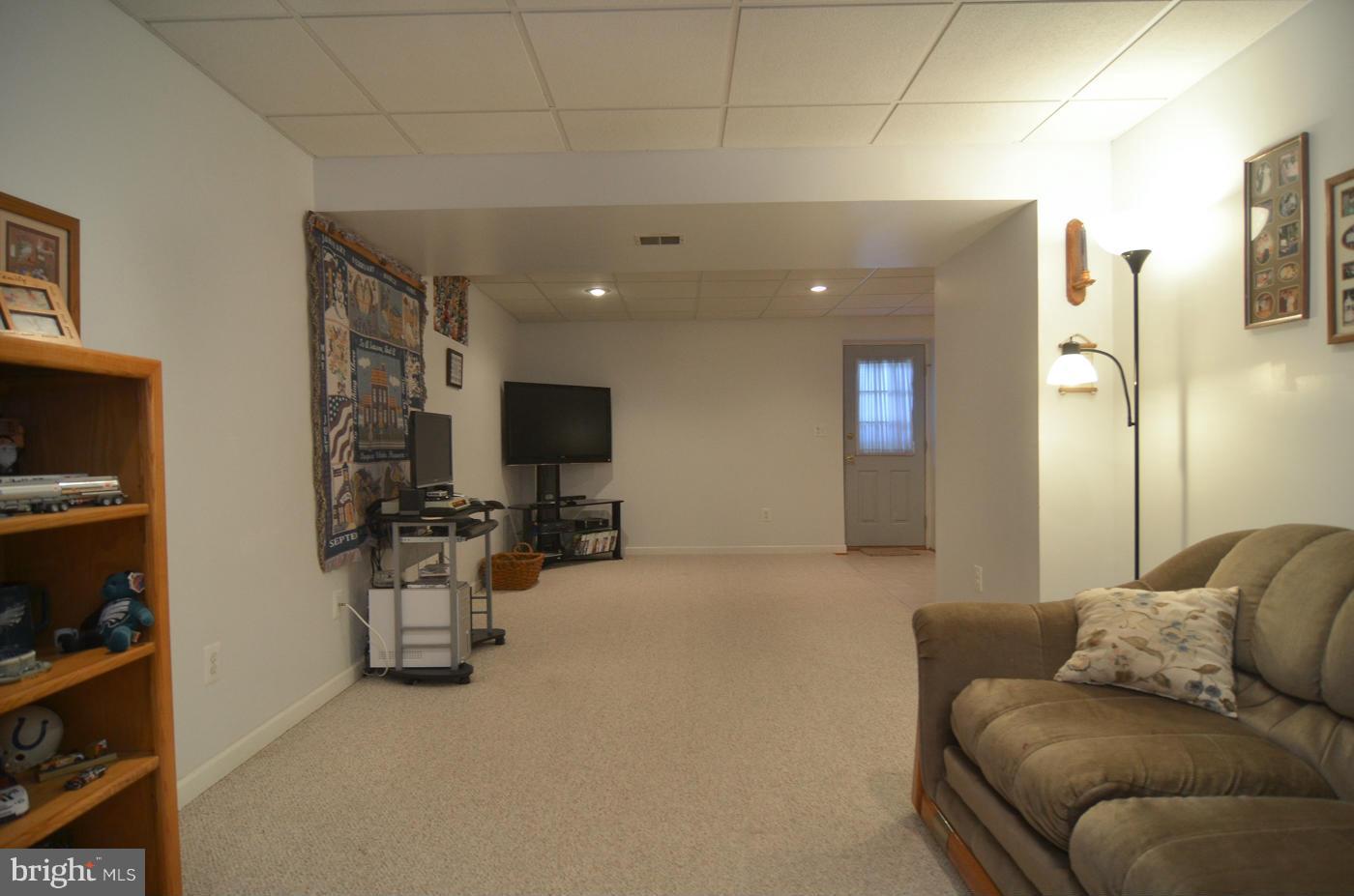 9600 Linden Wood Road Manassas, VA 20110 - Photo 23 of 30 Recreation Room with Rear Yard Access
