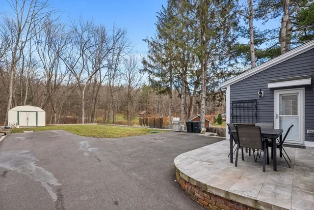 a view of outdoor space yard deck and patio