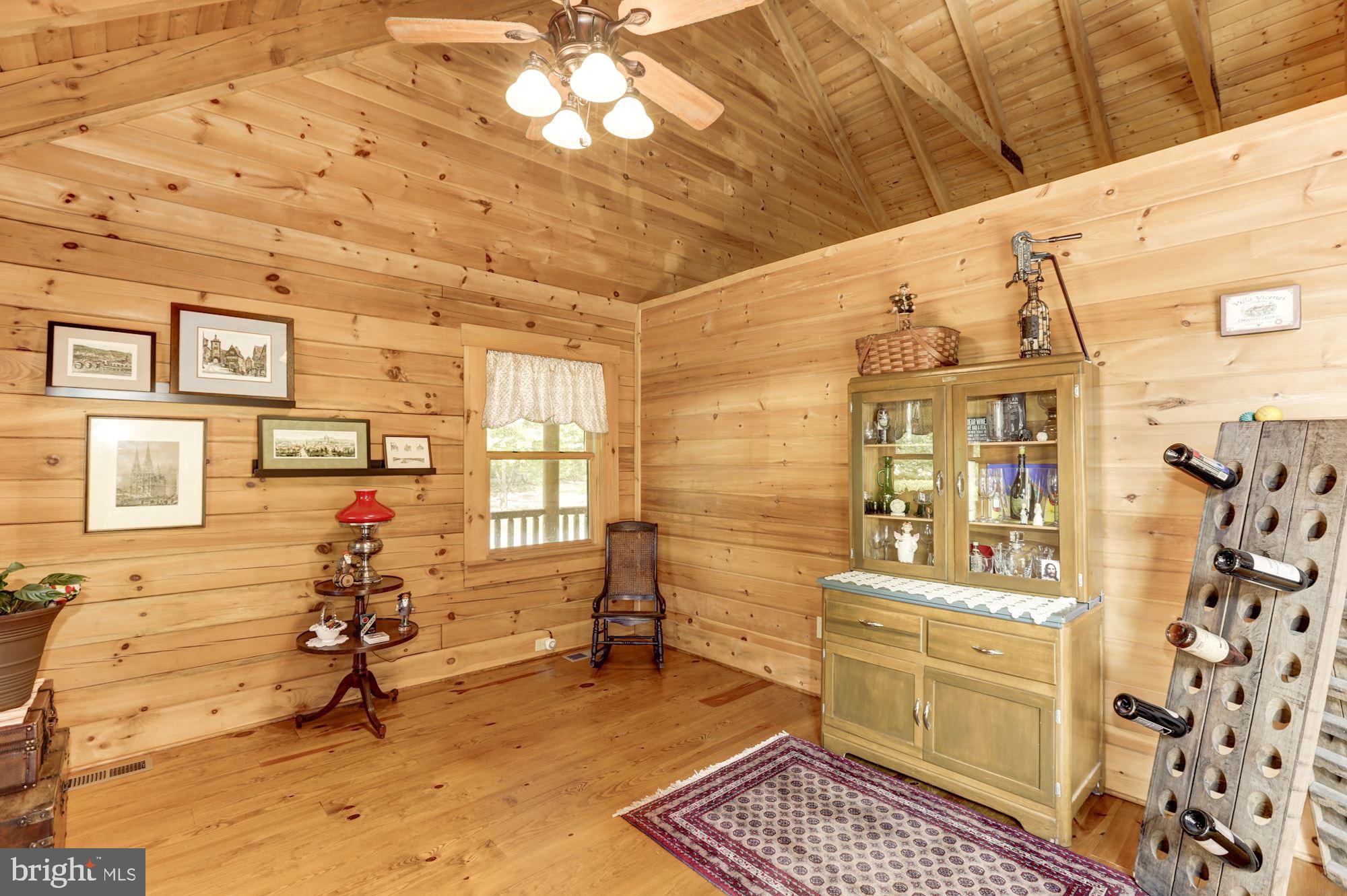 2169 Beaver Dam Road Midland, VA 22728 - Photo 18 of 71 Open foyer