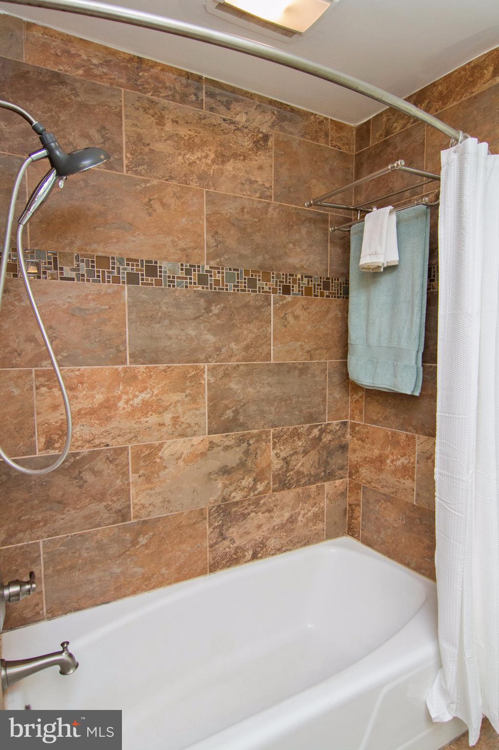 522 Old Baltimore Road Westminster, MD 21157 - Photo 17 of 30 Bath