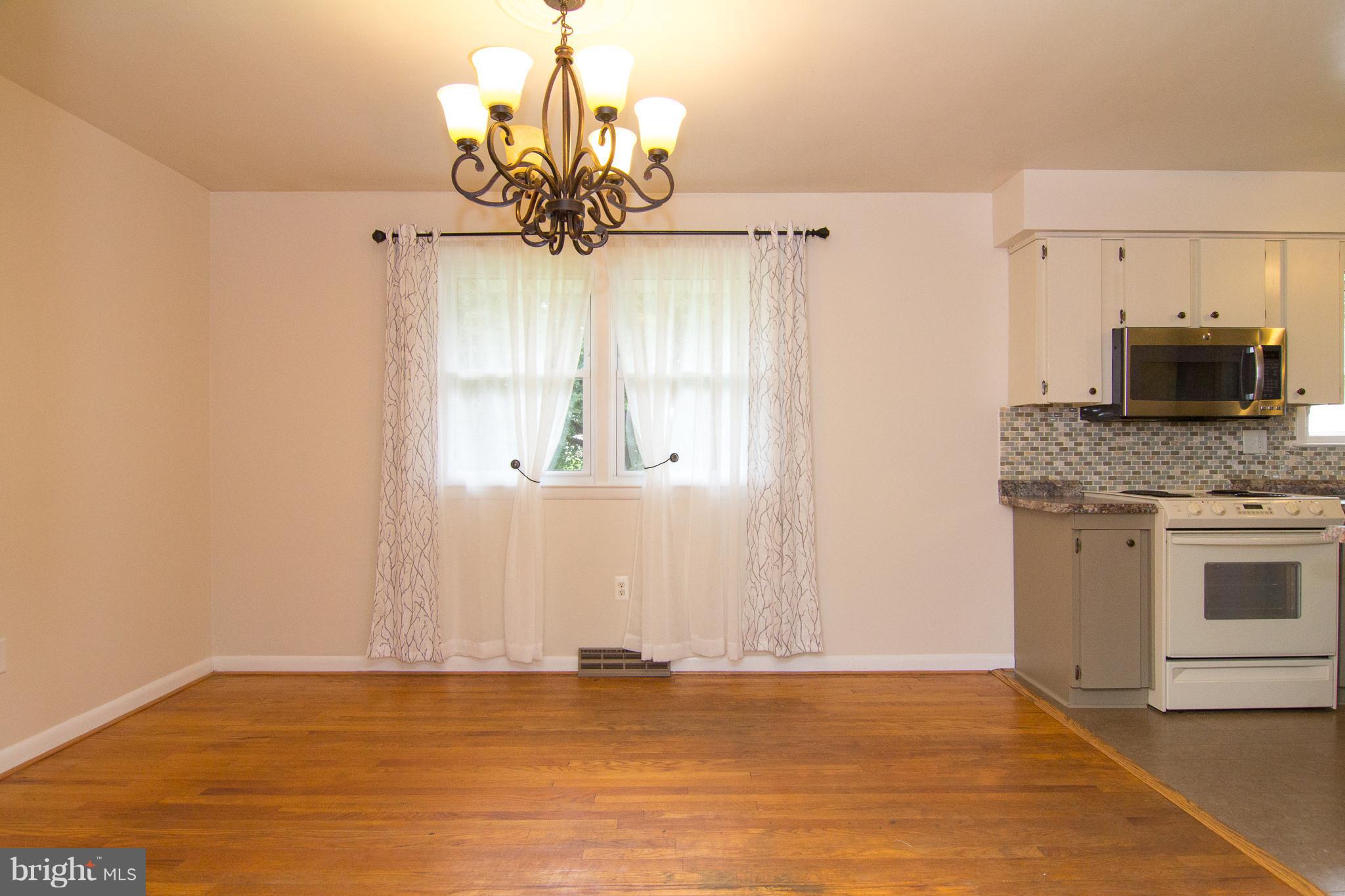 522 Old Baltimore Road Westminster, MD 21157 - Photo 8 of 30 Dining Room