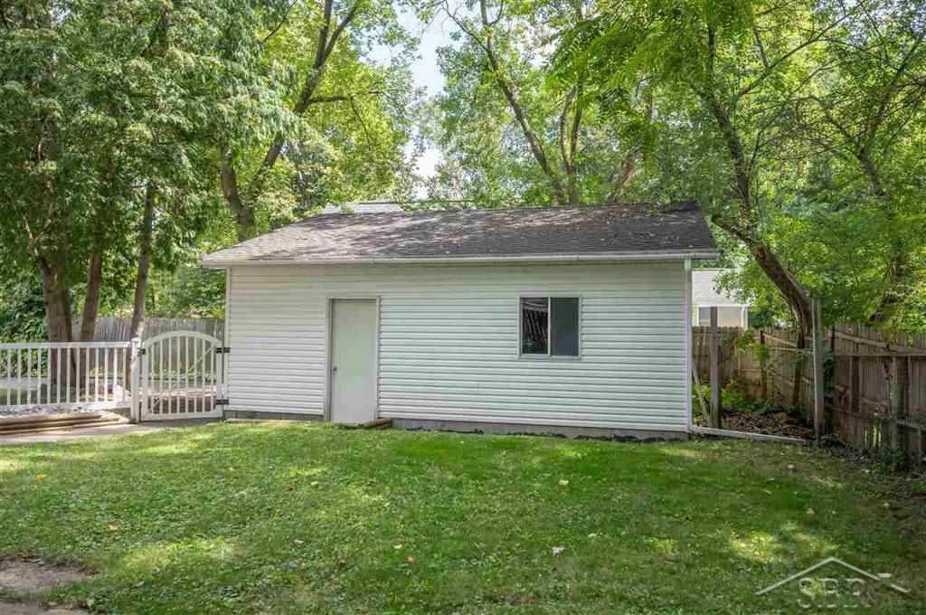219 West Sugnet Road Midland, MI 48640 - Photo 21 of 23 50052857-20.JPG