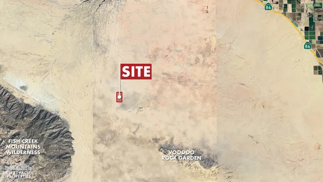 a view of entryway with wall