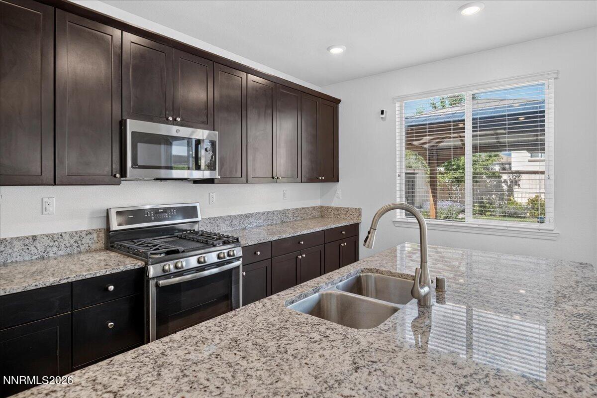 9727 Quartette Drive Reno, NV 89521 - Photo 9 of 42 23-DSC_8115