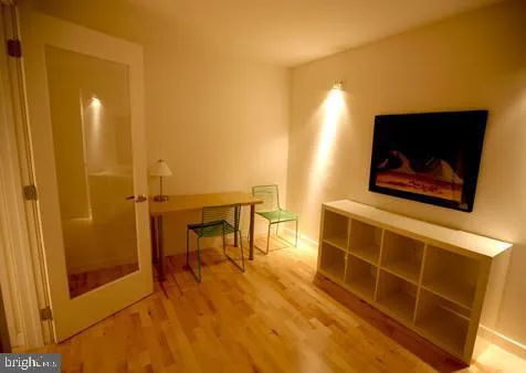 $3,395 | 419 Ridge Street Northwest, Unit B, Washington, DC 20001