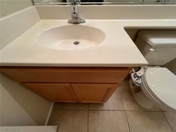 $2,000 | 191 Priority Point Street, Henderson, NV 89012