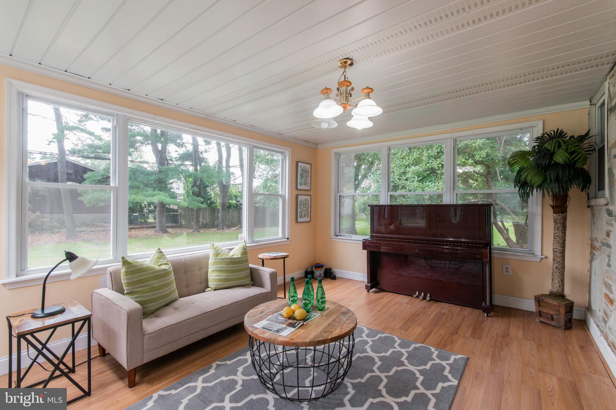 428 Emerson Road Huntingdon Valley, PA 19006 - Photo 12 of 26 Gallery Image 12