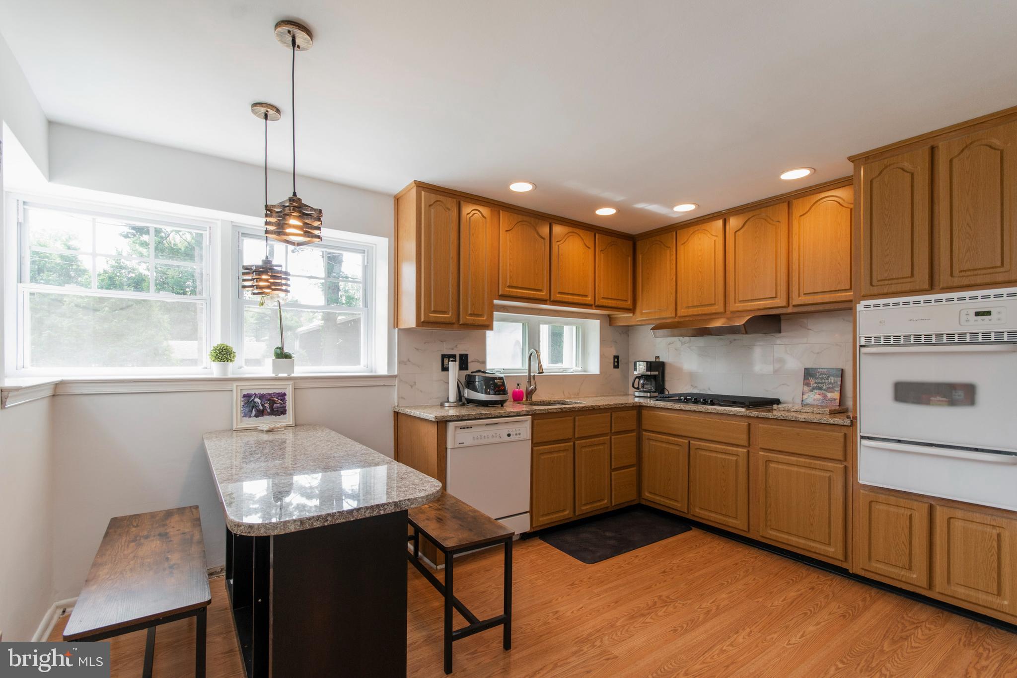 428 Emerson Road Huntingdon Valley, PA 19006 - Photo 3 of 26 Gallery Image 3