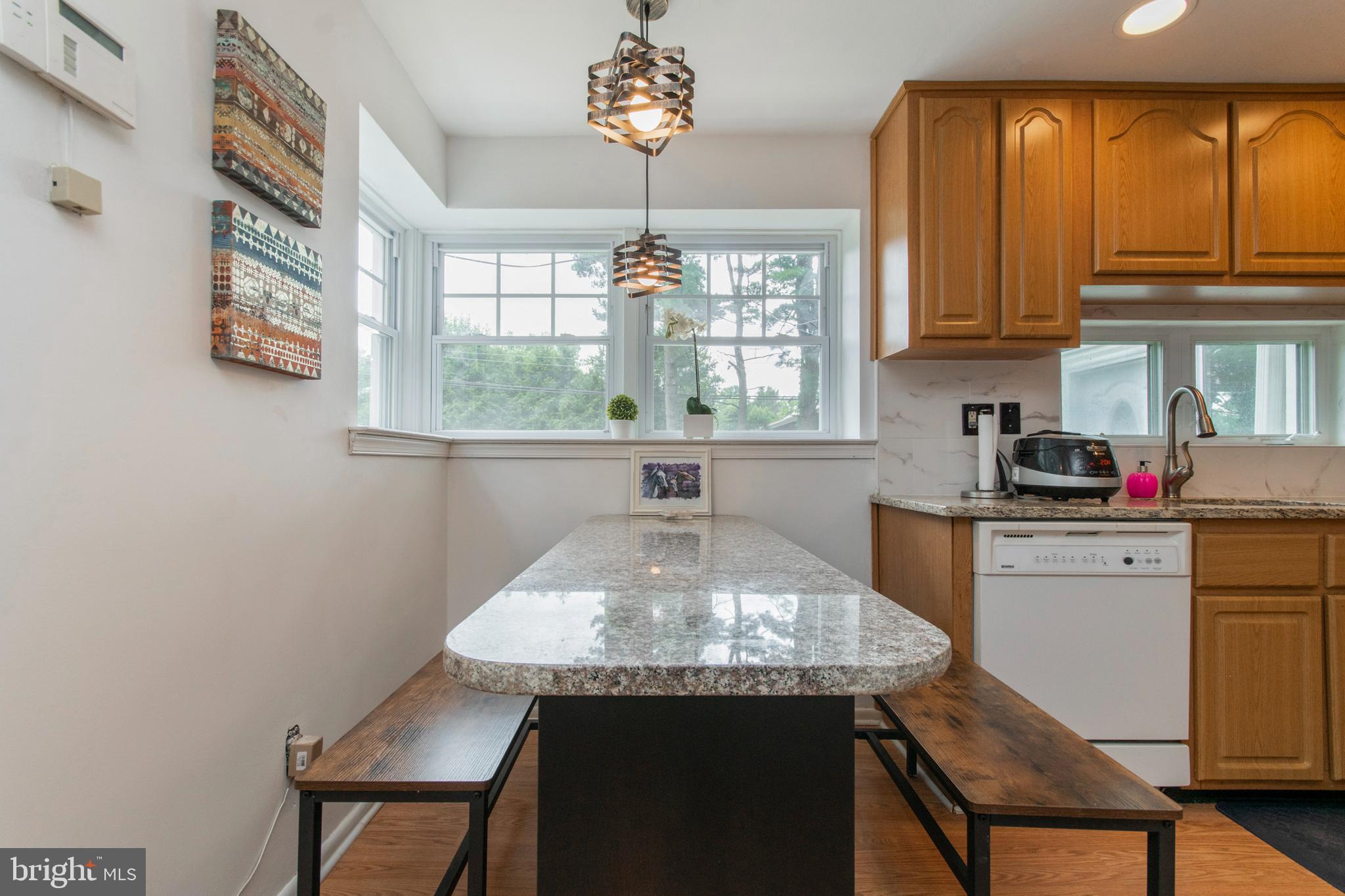 428 Emerson Road Huntingdon Valley, PA 19006 - Photo 4 of 26 Gallery Image 4