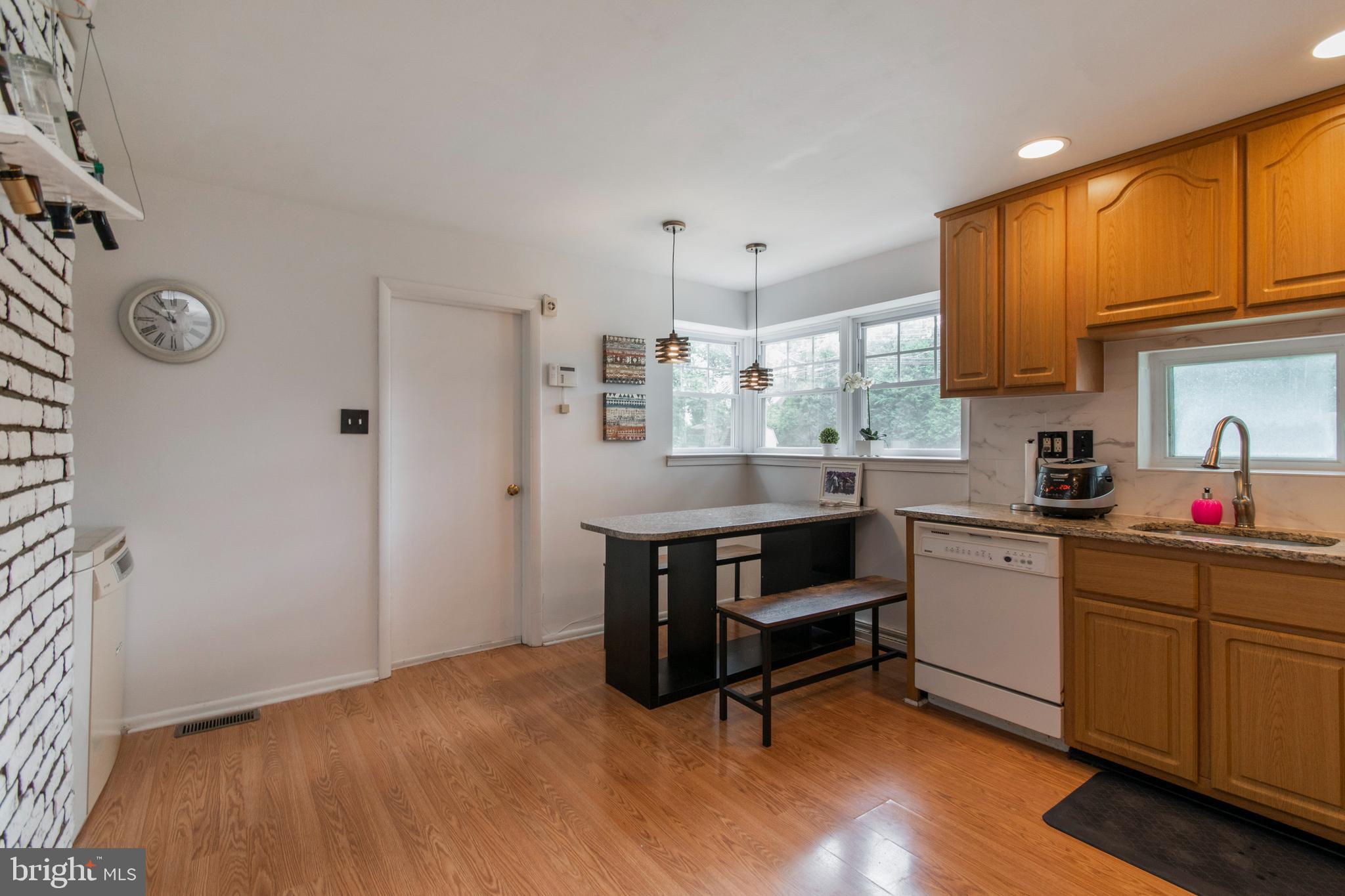 428 Emerson Road Huntingdon Valley, PA 19006 - Photo 6 of 26 Gallery Image 6
