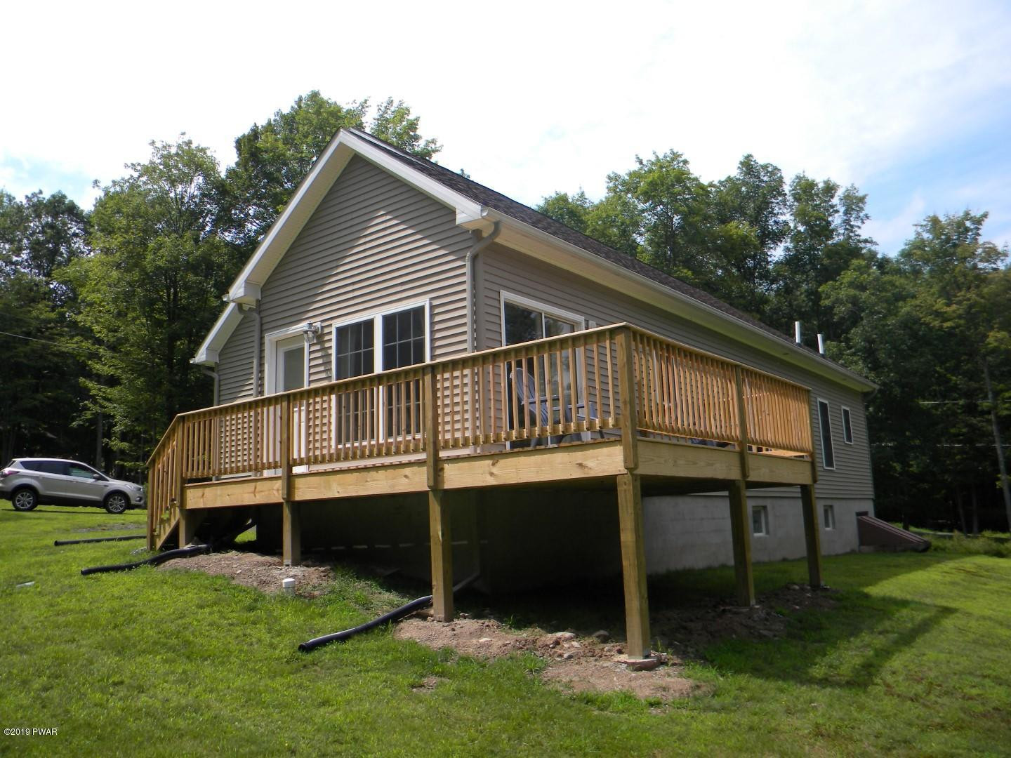 292 Deer Run Road Hawley, PA 18428 - Photo 3 of 51
