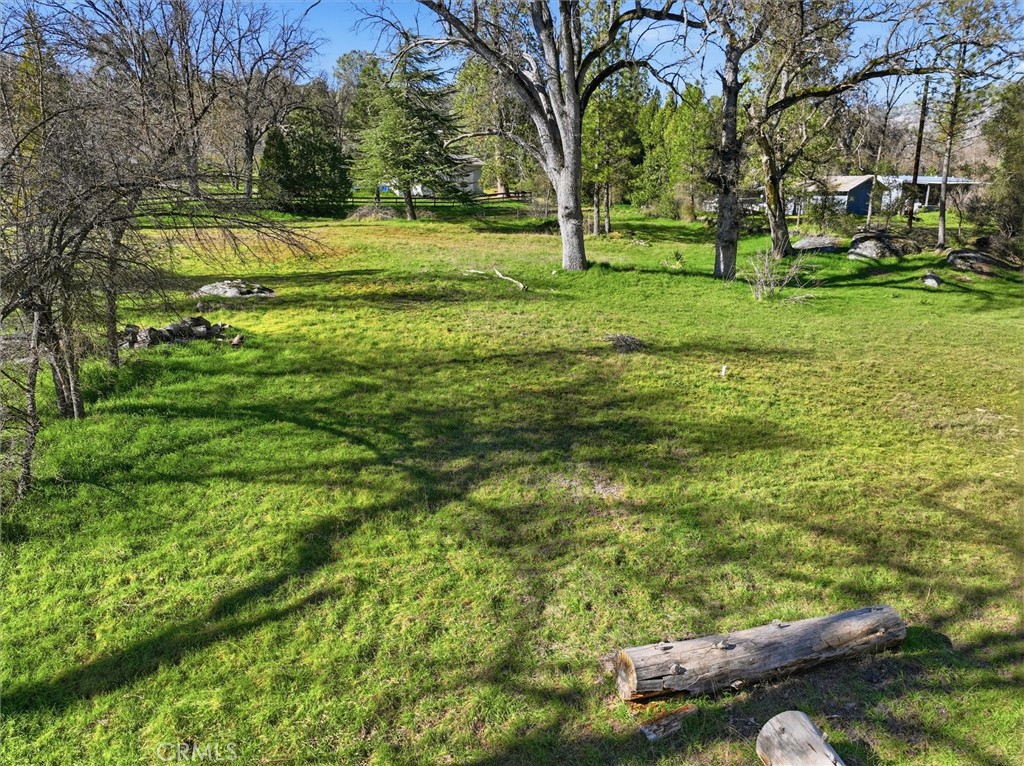 40833 Winding Way Oakhurst, CA 93644 - Photo 11 of 19