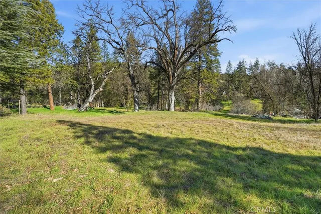 $97,000 | 40833 Winding Way, Oakhurst, CA 93644